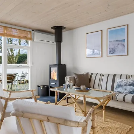 Holiday home Susette - 400m From The Sea By Interhome *